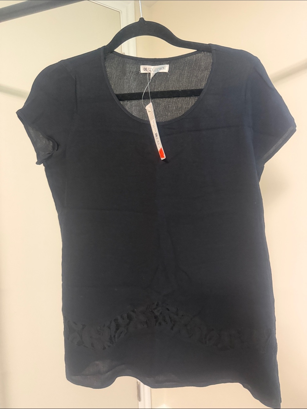 DE Collection Black Short Sleeve Scoop Neck Tee with Crochet Hem
